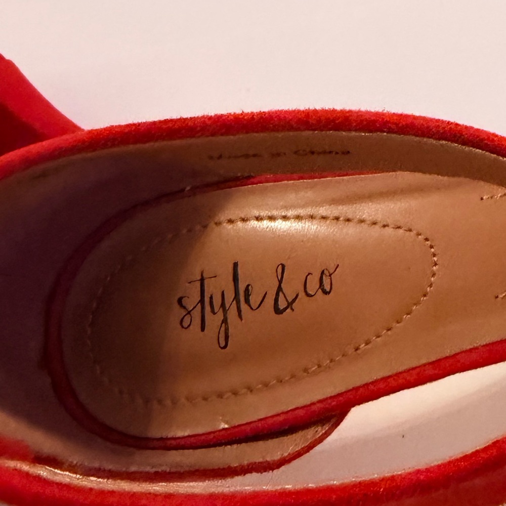 Style & Co. Scarlet Red Suede Heels Size 8 1/2 M - Picture 7 of 8